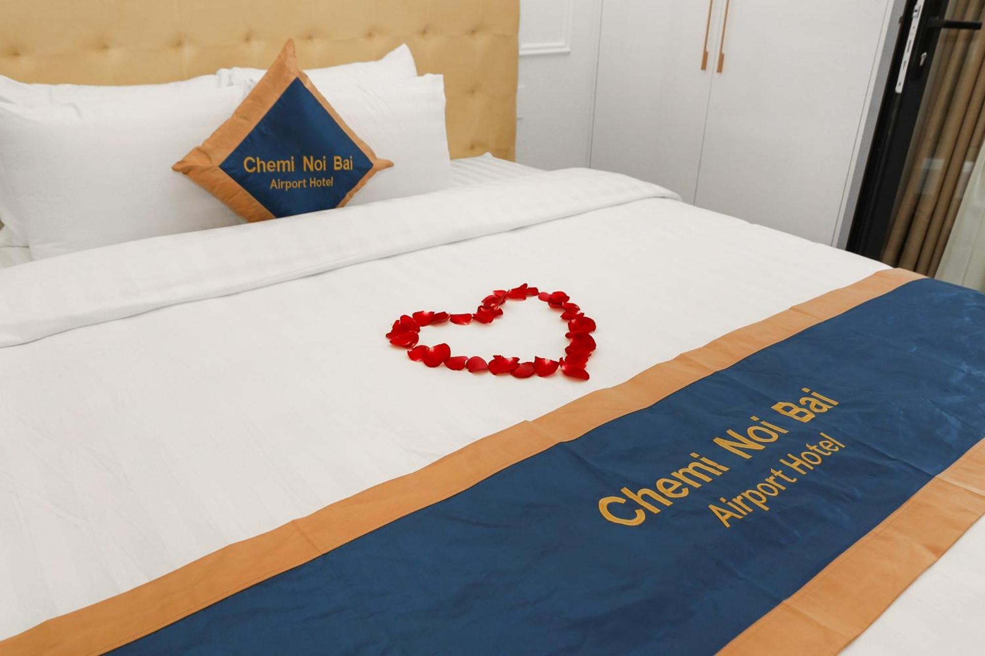 Chemi Noi Bai Airport Hotel Thach Loi Exteriör bild